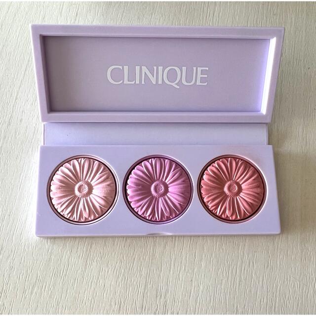 CLINIQUE(クリニーク)の《CLINIQUEチーク》ほぼ未使用 コスメ/美容のベースメイク/化粧品(チーク)の商品写真