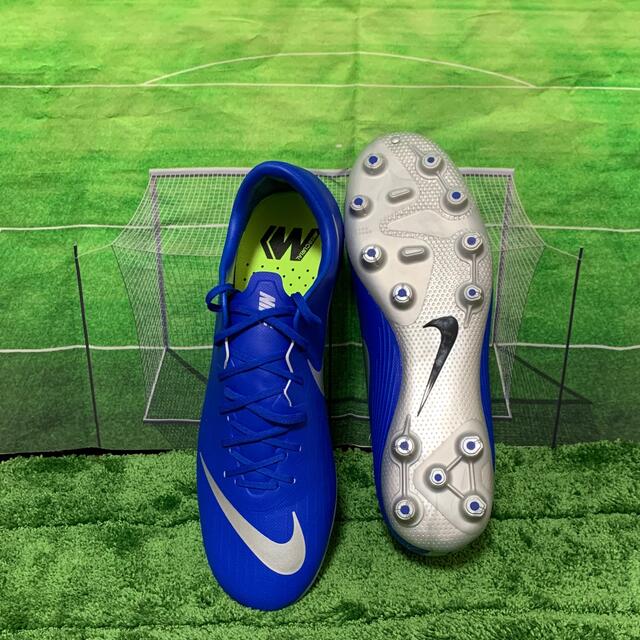 NIKE(ナイキ)の⭐️新品未使用⭐️ NIKE  マーキュリアル ヴェイパー 12 PRO HG スポーツ/アウトドアのサッカー/フットサル(シューズ)の商品写真