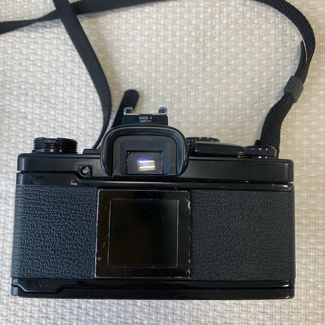 OLYMPUS(オリンパス)のOLYMPUS OM-2n BK スマホ/家電/カメラのカメラ(フィルムカメラ)の商品写真