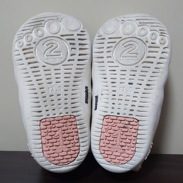 イフミー ライト 運動靴 13.5 ピンク キッズ/ベビー/マタニティのベビー靴/シューズ(~14cm)(スニーカー)の商品写真