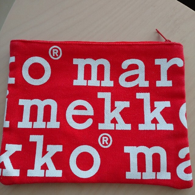 marimekko(マリメッコ)のmarimekko ポーチ レディースのファッション小物(ポーチ)の商品写真