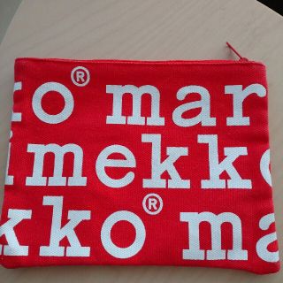 マリメッコ(marimekko)のmarimekko ポーチ(ポーチ)