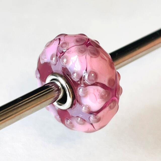 trollbeads トロールビーズ ピンク小花ユニーク | munchercruncher.com