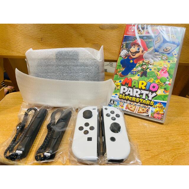 新品未開封】ニンテンドースイッチ ジョイコン(ホワイト)&マリオ 新品未開封】ニンテンドースイッチ ジョイコン(ホワイト)&マリオ