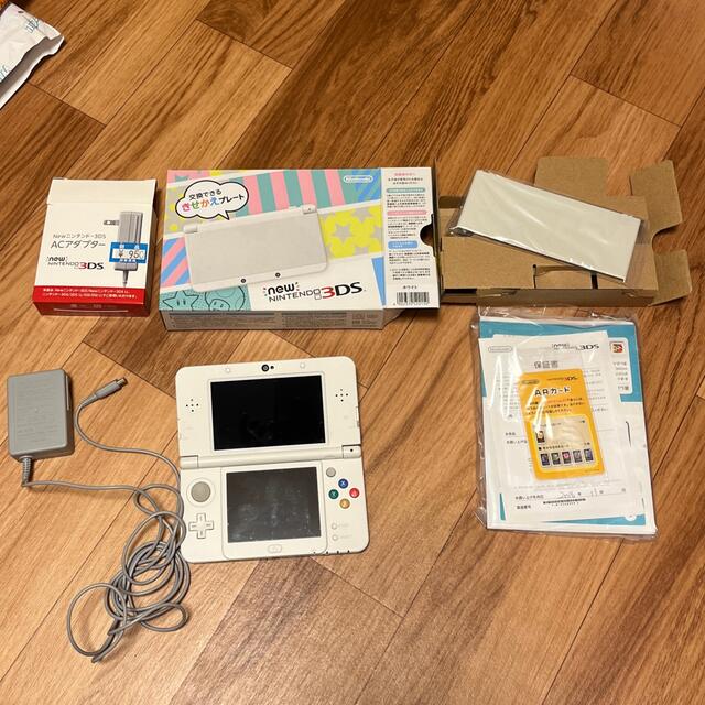Nintendo 3DS NEW ニンテンドー 本体 ホワイト(アダプター付き) 今季