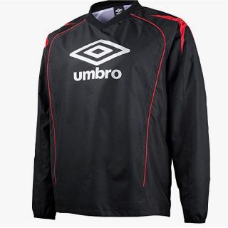 アンブロ(UMBRO)の本日限定！umbro⭐︎アンブロ　裏地メッシュ付 ピステ　140cm　ジュニア(その他)