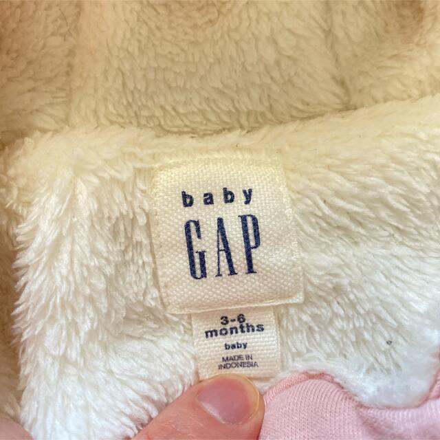 babyGAP(ベビーギャップ)のGAP カバーオール ジャンプスーツ　もこもこ　アウター　ハート柄 キッズ/ベビー/マタニティのベビー服(~85cm)(カバーオール)の商品写真