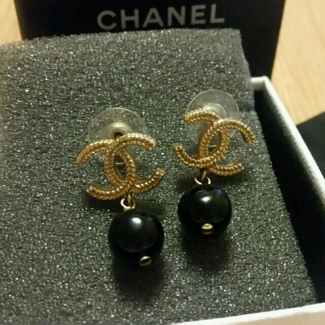 CHANELピアス 1