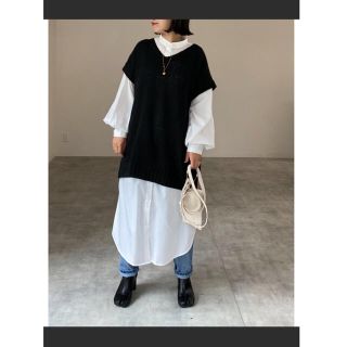 美品！She's Closet ニットベスト(ベスト/ジレ)