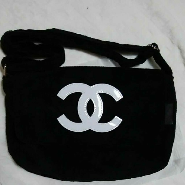 CHANEL ノベルティーバッグ