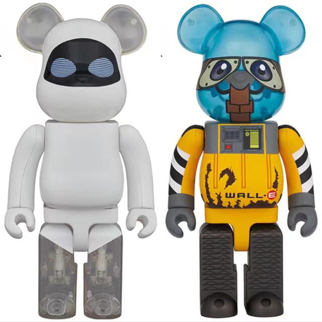 BE@RBRICK WALL・E と EVE 400％フィギュア