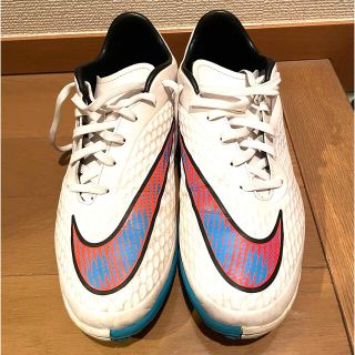 ナイキ(NIKE)のNIKEのフットサルシューズ　28cm(シューズ)