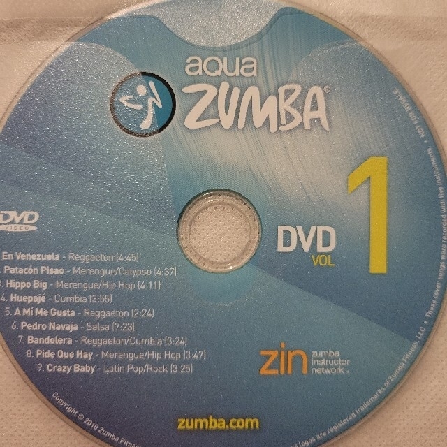 Zumba(ズンバ)のAQUA　ZUMBA　アクア　ズンバ　CD DVDのセット エンタメ/ホビーのDVD/ブルーレイ(スポーツ/フィットネス)の商品写真