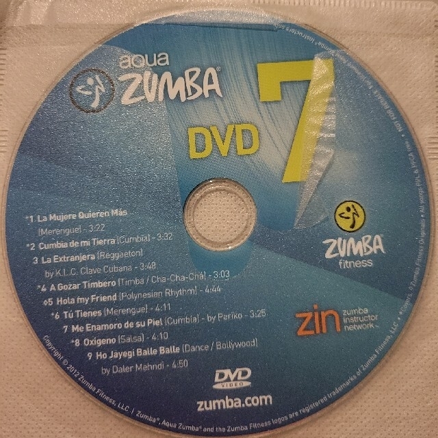 Zumba(ズンバ)のAQUA　ZUMBA　アクア　ズンバ　CD DVDのセット エンタメ/ホビーのDVD/ブルーレイ(スポーツ/フィットネス)の商品写真