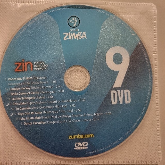 Zumba(ズンバ)のAQUA　ZUMBA　アクア　ズンバ　CD DVDのセット エンタメ/ホビーのDVD/ブルーレイ(スポーツ/フィットネス)の商品写真