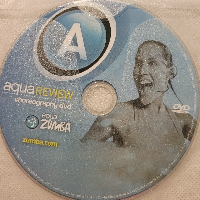 Zumba(ズンバ)のAQUA　ZUMBA　アクア　ズンバ　CD DVDのセット エンタメ/ホビーのDVD/ブルーレイ(スポーツ/フィットネス)の商品写真