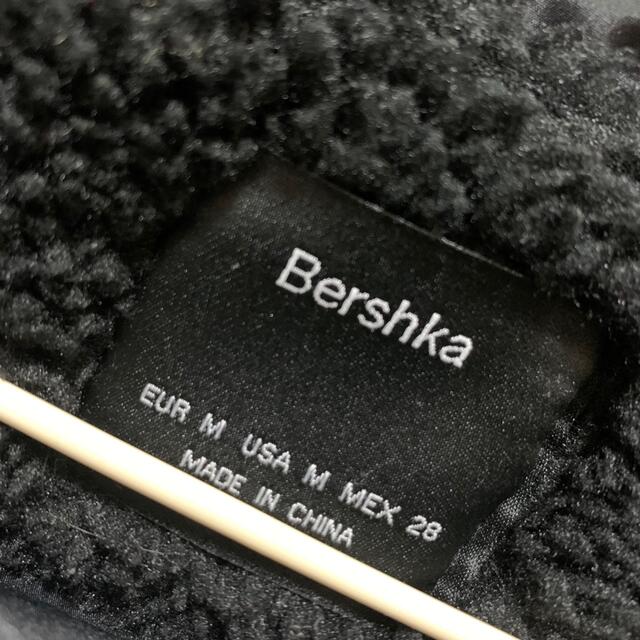 Bershka(ベルシュカ)のBershka ムートンジャケット レディースのジャケット/アウター(ムートンコート)の商品写真