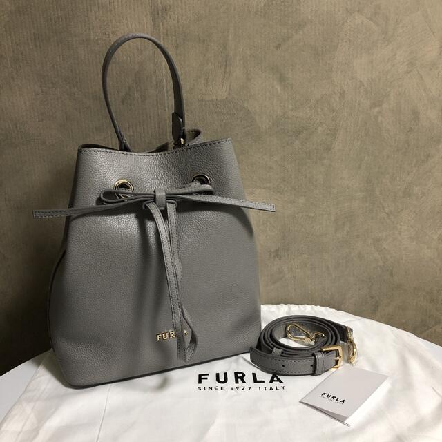 Furla(フルラ)のFURLA フルラショルダーバッグ　ハンドバッグ　グレー レディースのバッグ(ショルダーバッグ)の商品写真