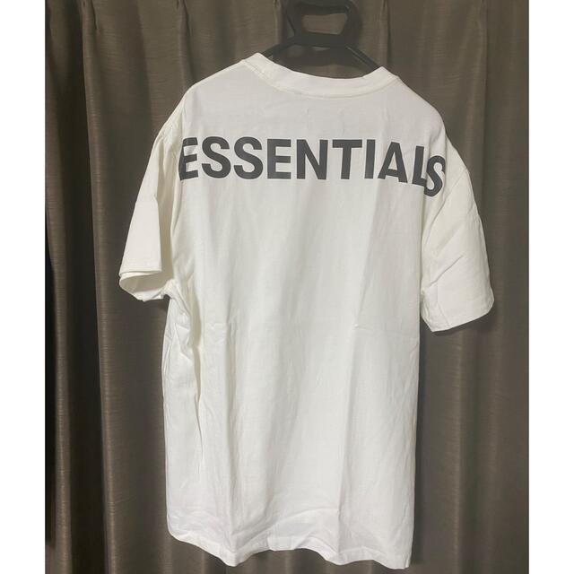 FEAR OF GOD(フィアオブゴッド)のエフオージーエッセンシャルズ　Tシャツ　Sサイズ　ホワイト メンズのトップス(Tシャツ/カットソー(半袖/袖なし))の商品写真