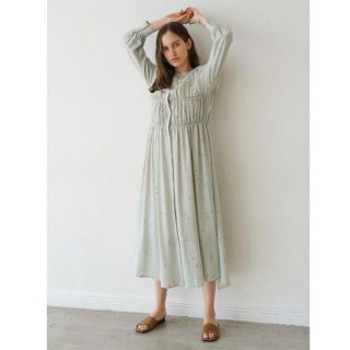 イエナ(IENA)のSPRINKLE FLOWER STITCH ONE PIECE(ロングワンピース/マキシワンピース)