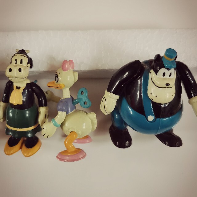 Disney(ディズニー)のディズニーレトロミニフィギュア、Disney エンタメ/ホビーのおもちゃ/ぬいぐるみ(キャラクターグッズ)の商品写真