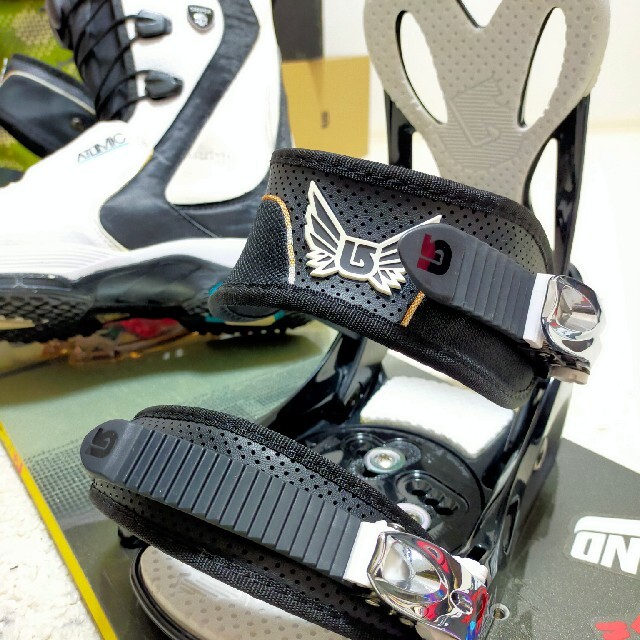 ブーツ以外BURTON! ワックス塗って発送もできます!定価総額14万! ブーツ以外BURTON! ワックス塗って発送もできます!定価総額14万!