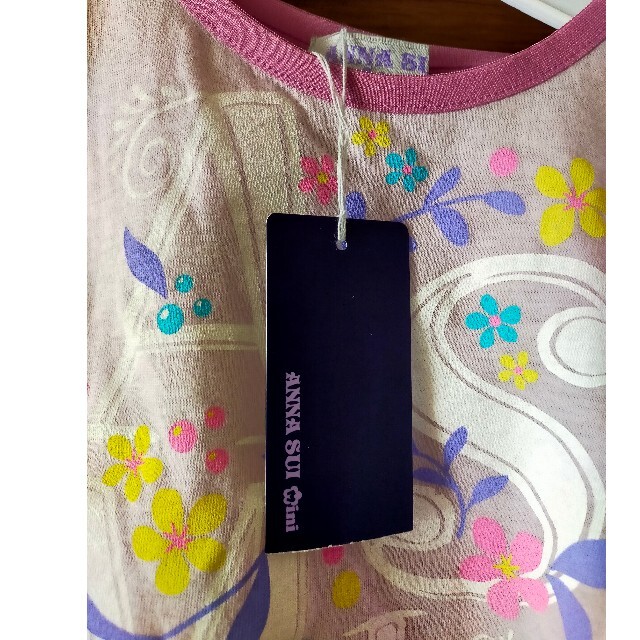 ANNA SUI mini(アナスイミニ)の新品タグ付き　アナスイミニ　Tシャツ キッズ/ベビー/マタニティのキッズ服女の子用(90cm~)(Tシャツ/カットソー)の商品写真