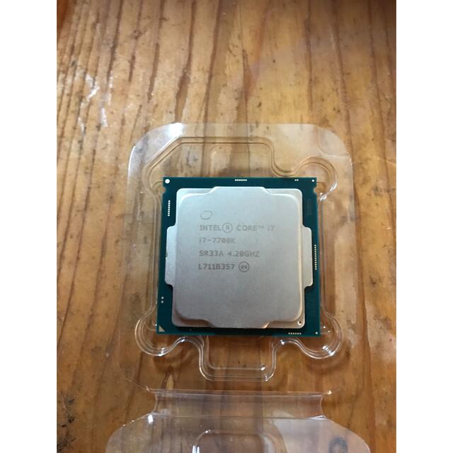 インテル Core i7 7700k