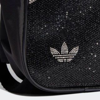 adidas ミニリュック　シルバー　メタリック　レインボー