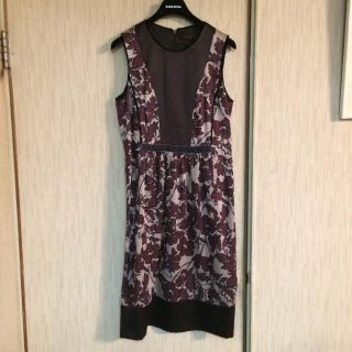 エトロ(ETRO)のエトロの高級ワンピース(ひざ丈ワンピース)