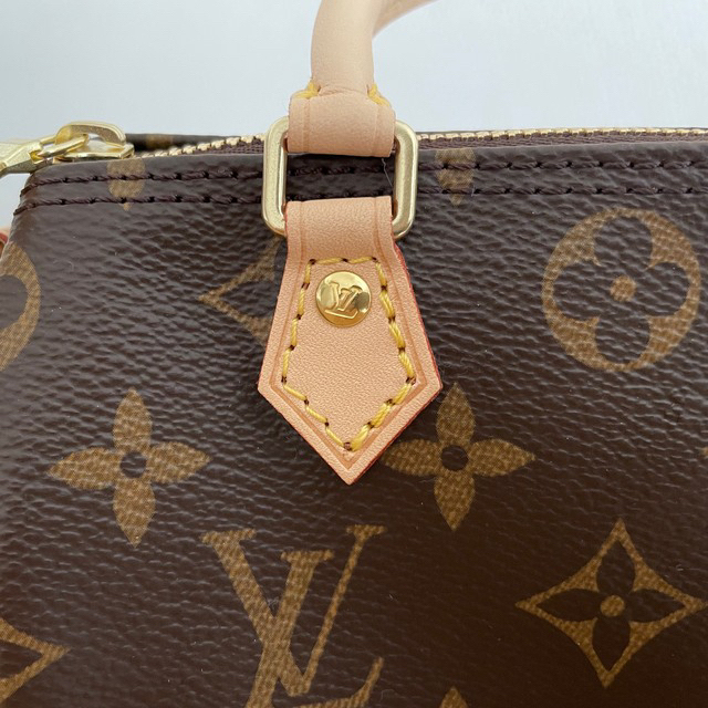 LOUIS VUITTON(ルイヴィトン)の【はな様専用】ルイヴィトン モノグラム ナノスピーディ レディースのバッグ(ショルダーバッグ)の商品写真