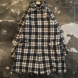 冬はくっつけて着用するなどUNDERCOVER the shepherd ステンカラーコート