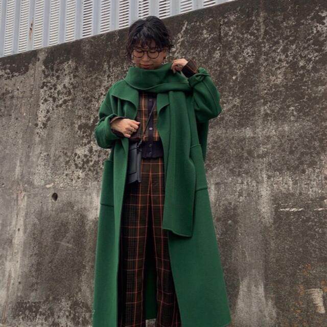 Ameri VINTAGE(アメリヴィンテージ)のAmeri◆新品 STAND COLLAR SCARF COAT グリーン M レディースのジャケット/アウター(ロングコート)の商品写真