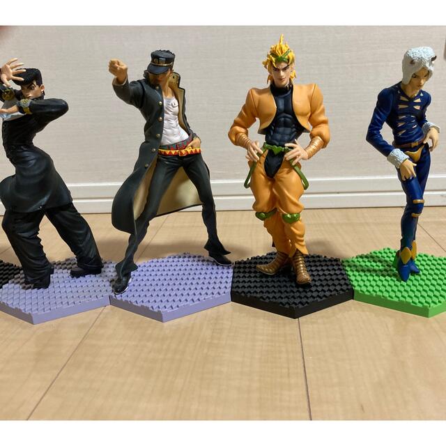 BANDAI(バンダイ)のジョジョ　フィギュアセット　箱なし エンタメ/ホビーのフィギュア(ゲームキャラクター)の商品写真