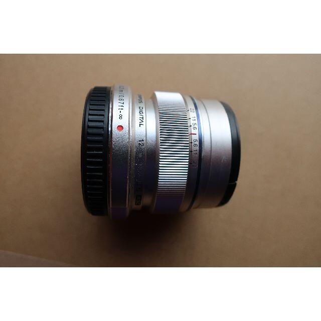 OLYMPUS(オリンパス)のオリンパス単焦点レンズ M・ZUIKO DIGITAL ED12ｍｍ F2.0 スマホ/家電/カメラのカメラ(レンズ(単焦点))の商品写真