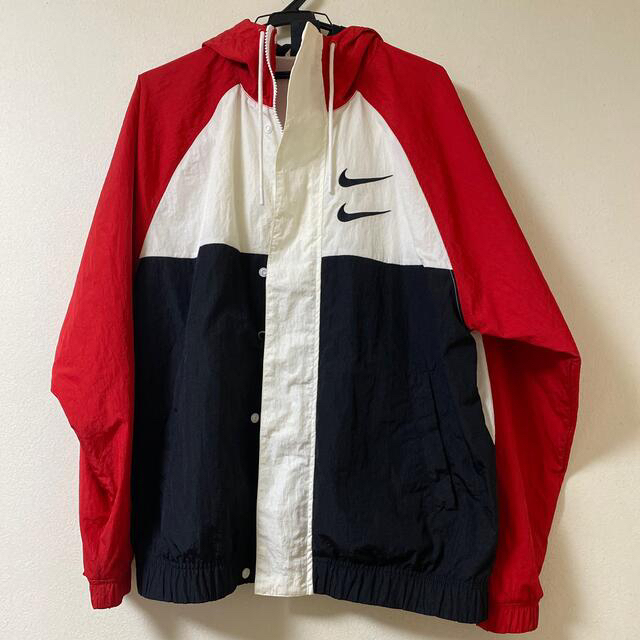 NIKE - 【セール】MサイズNIKEナイキ ウーブンジャケット ナイロンジャケットの通販 by thv|ナイキならラクマ NIKE - 【セール】MサイズNIKEナイキ ウーブンジャケット ナイロンジャケットの通販 by thv|ナイキならラクマ