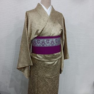 美品☆ 正絹 小紋 袷 茶緑色 網目文様(着物)