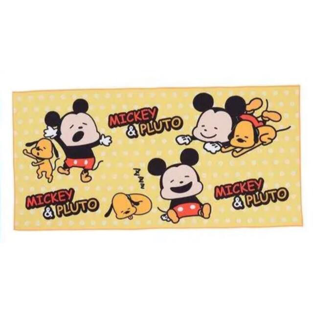 Disney(ディズニー)のにしむらゆうじ画　ディズニーミッキー&プルート　プレミアムバスタオル　黄色　新品 エンタメ/ホビーのおもちゃ/ぬいぐるみ(キャラクターグッズ)の商品写真