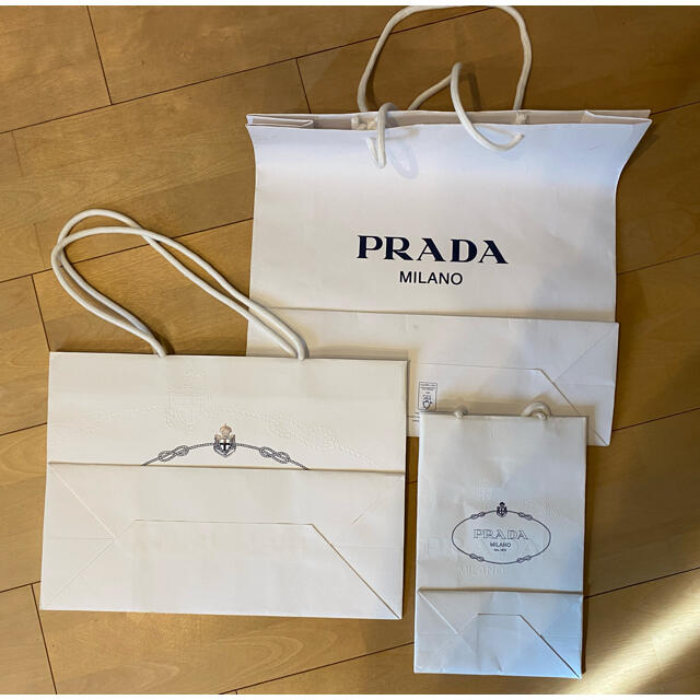 PRADA(プラダ)のPRADA/ブランド/ショッピングバッグ/プレゼント用/セット販売 レディースのバッグ(ショップ袋)の商品写真