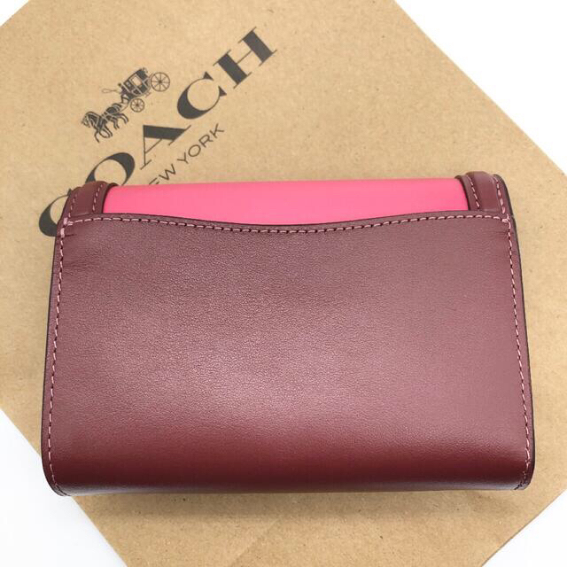 COACH(コーチ)の【COACH☆新品】ハットン ウォレットとドリーマーの2点セットになります。 レディースのファッション小物(財布)の商品写真