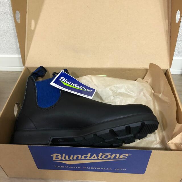 Blundstone(ブランドストーン)のUK8 【新品未使用】ブランドストーン　ブラック&ブルー　サイドゴアブーツ メンズの靴/シューズ(ブーツ)の商品写真