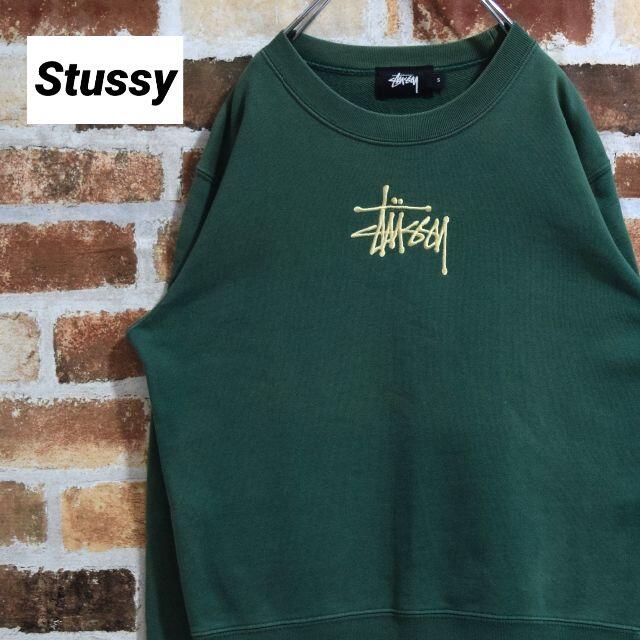 《ステューシー》人気モデル　グリーン　刺繍ビッグロゴ　S　スウェット | フリマアプリ ラクマ