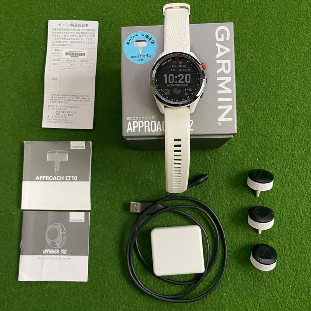 GARMIN(ガーミン)の[美品]ガーミン S62 ホワイト【CT10 3個付】 スポーツ/アウトドアのゴルフ(その他)の商品写真