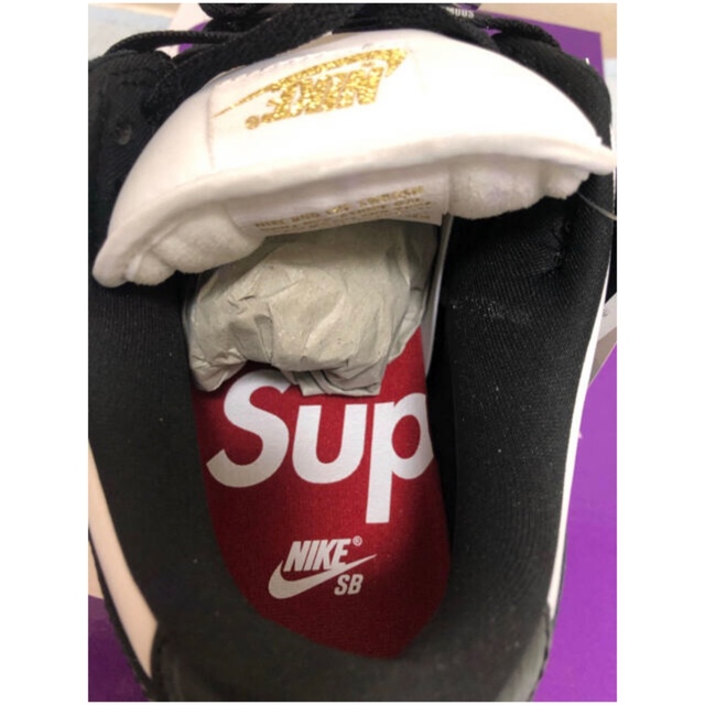 NIKE(ナイキ)のSupreme × Nike SB Dunk Low OG Gold Stars メンズの靴/シューズ(スニーカー)の商品写真