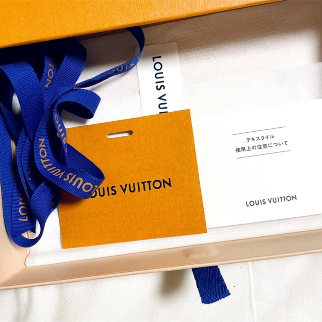 LOUIS VUITTON(ルイヴィトン)の【LOUIS VUITTON】 iPhoneX  Xs用スマホケース箱付き スマホ/家電/カメラのスマホアクセサリー(iPhoneケース)の商品写真