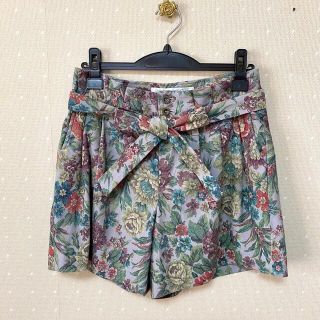 ジェーンマープル(JaneMarple)の花柄ショートパンツ(ショートパンツ)