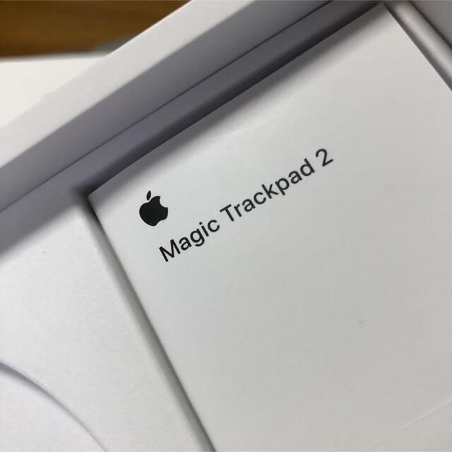 Apple(アップル)のApple Magic Trackpad 2 シルバー スマホ/家電/カメラのPC/タブレット(PC周辺機器)の商品写真