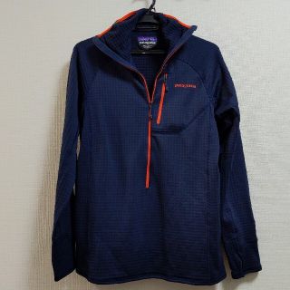 パタゴニア(patagonia)のpatagonia フーディー ベースレイヤー(登山用品)