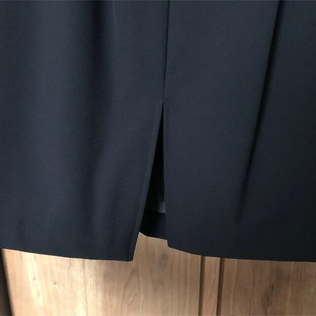 KBF+(ケービーエフプラス)のKBF+ ボックスプリーツスカート 黒ブラック レディースのスカート(ひざ丈スカート)の商品写真