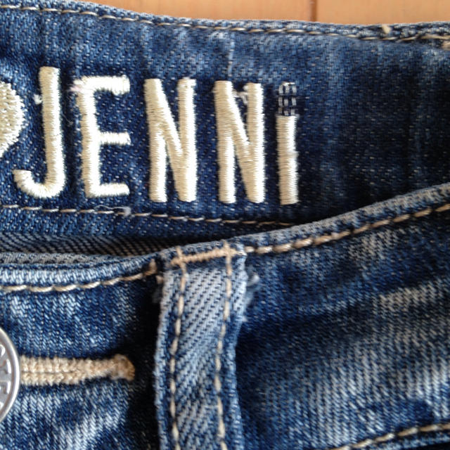 JENNI(ジェニィ)のJENNI デニムショートパンツ100 キッズ/ベビー/マタニティのキッズ服女の子用(90cm~)(その他)の商品写真